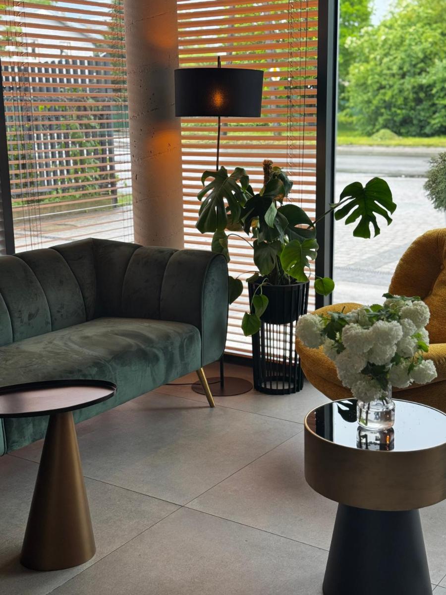 Abton Hotel - Housity