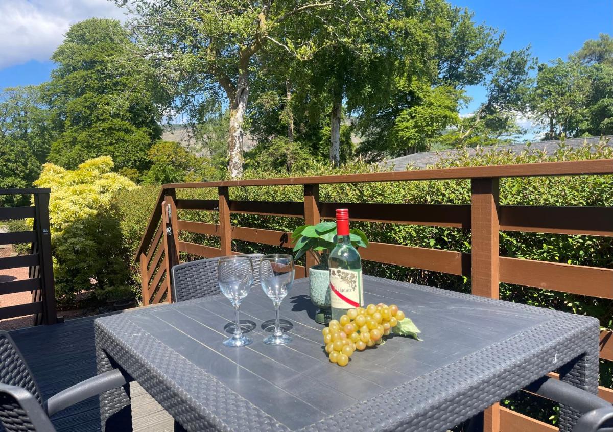Loch View Lodge - Housity