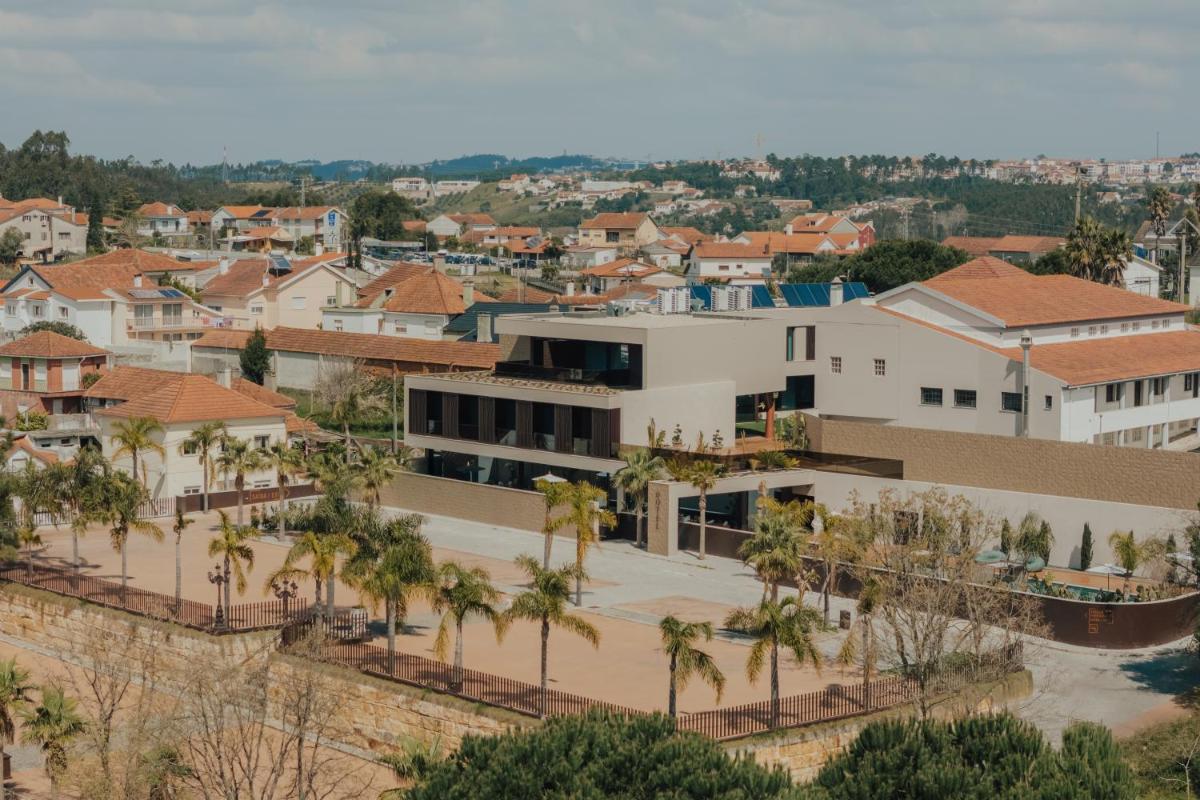 A vizinhança circundante ou próxima do hotel