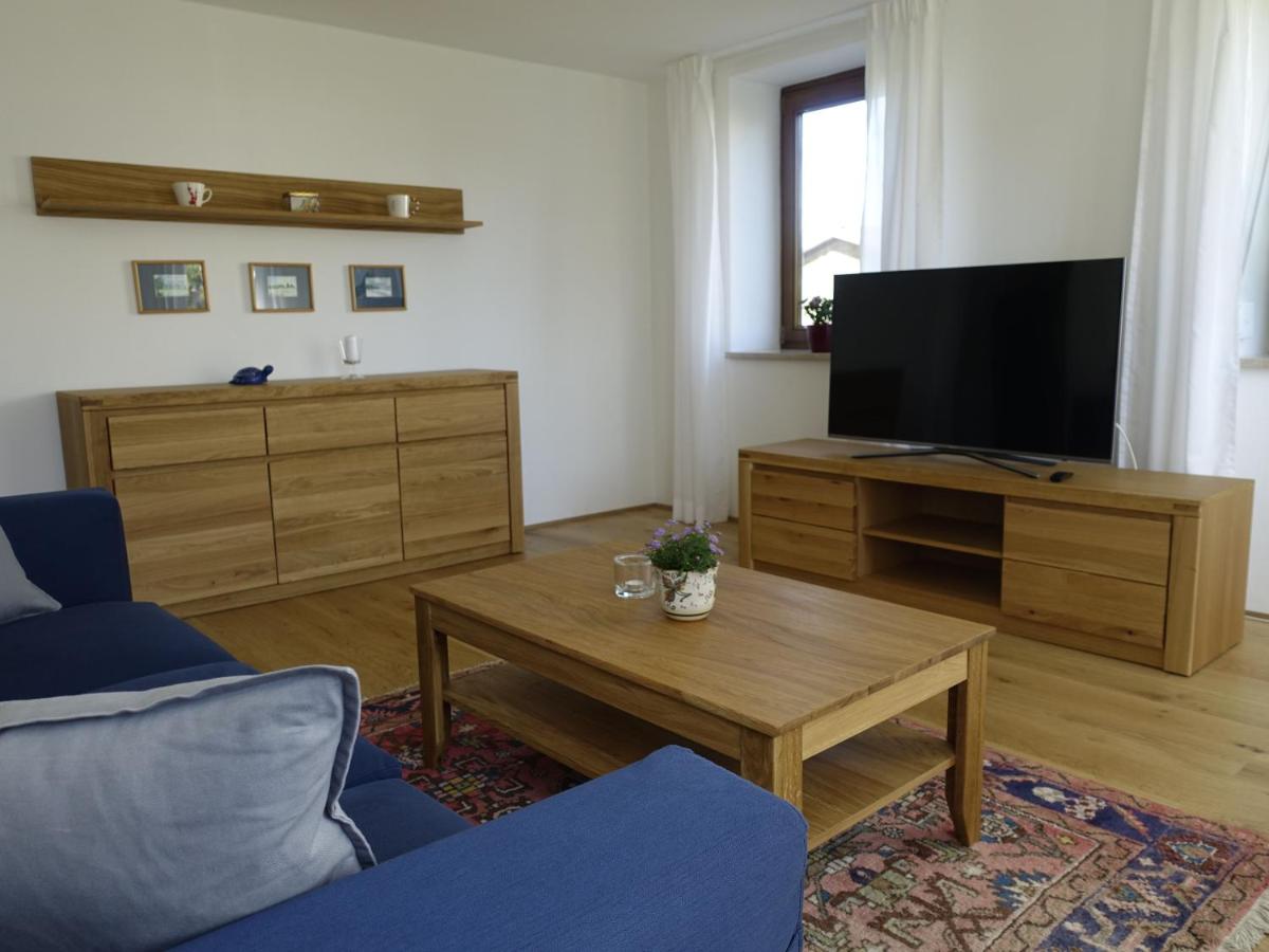 Ferienwohnung Mit Garten Im Schönen Tannheim - Housity