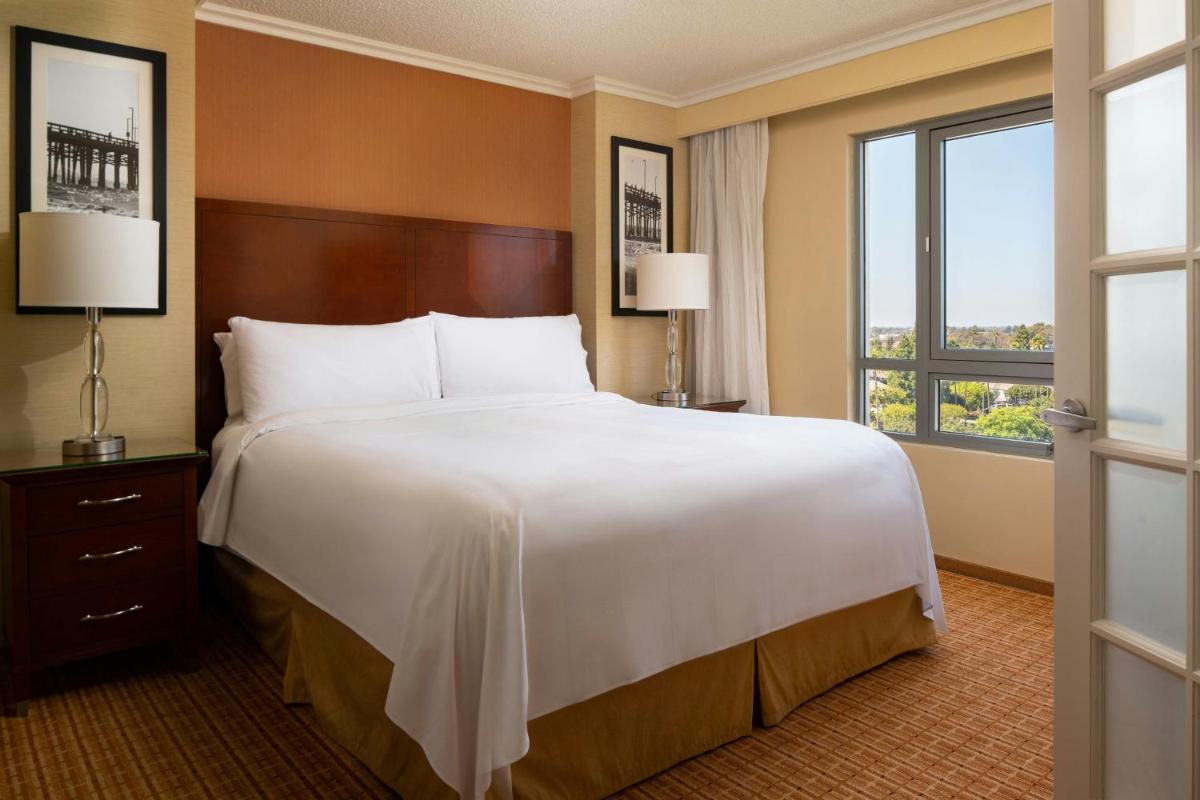 Newport Beach Marriott Bayview - Housity