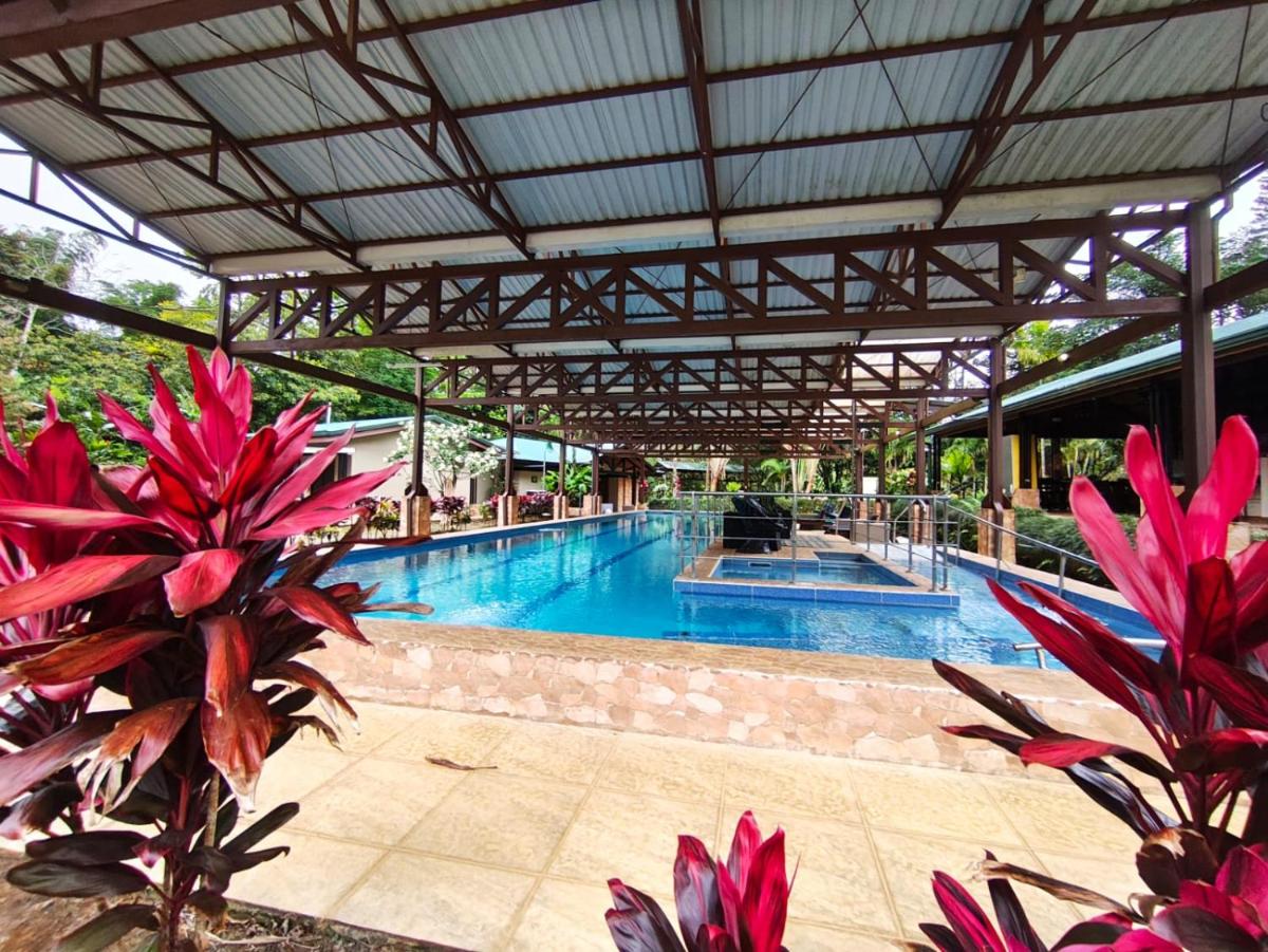 Ávita Lodge - Housity