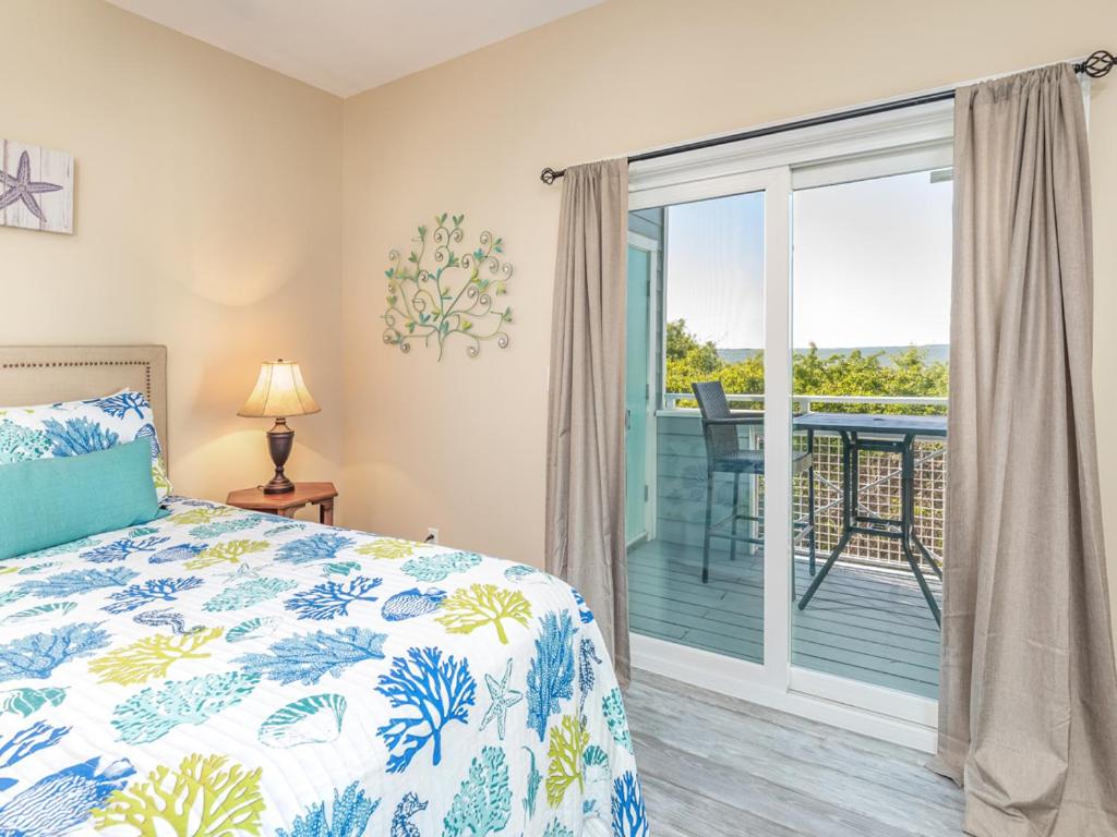 Bay View Villas 107 - Housity