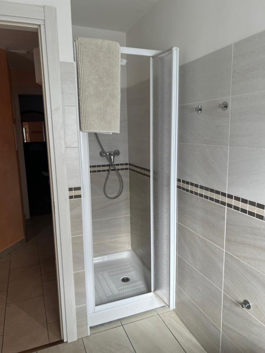 Chez Carlo - Housity