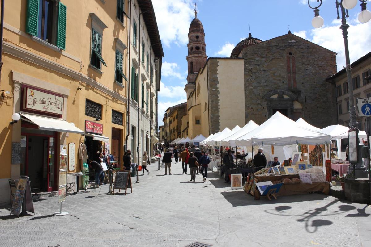 Il Piccolo Cavour Charming House B&B - Housity
