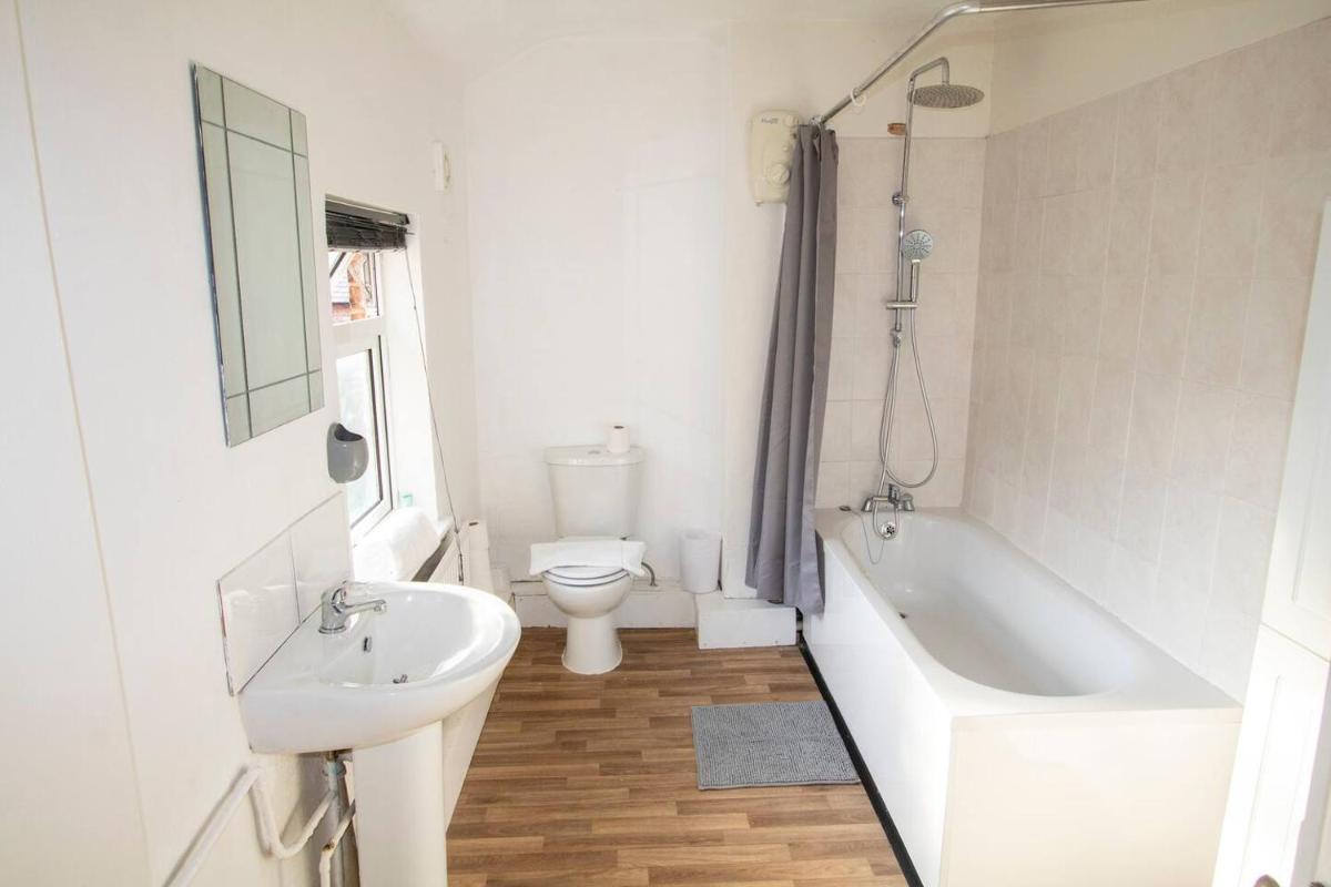 Shotton Contractor Accommodation - Housity