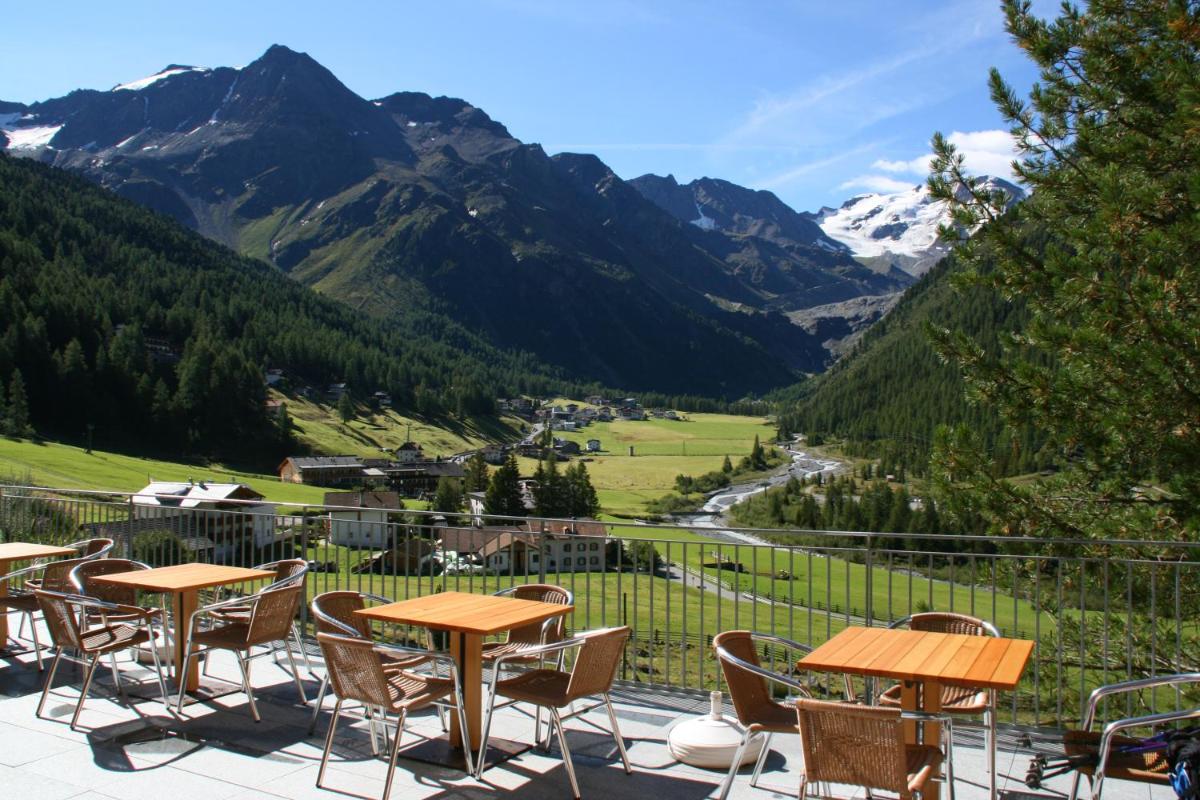 Hotel Marlet - Housity