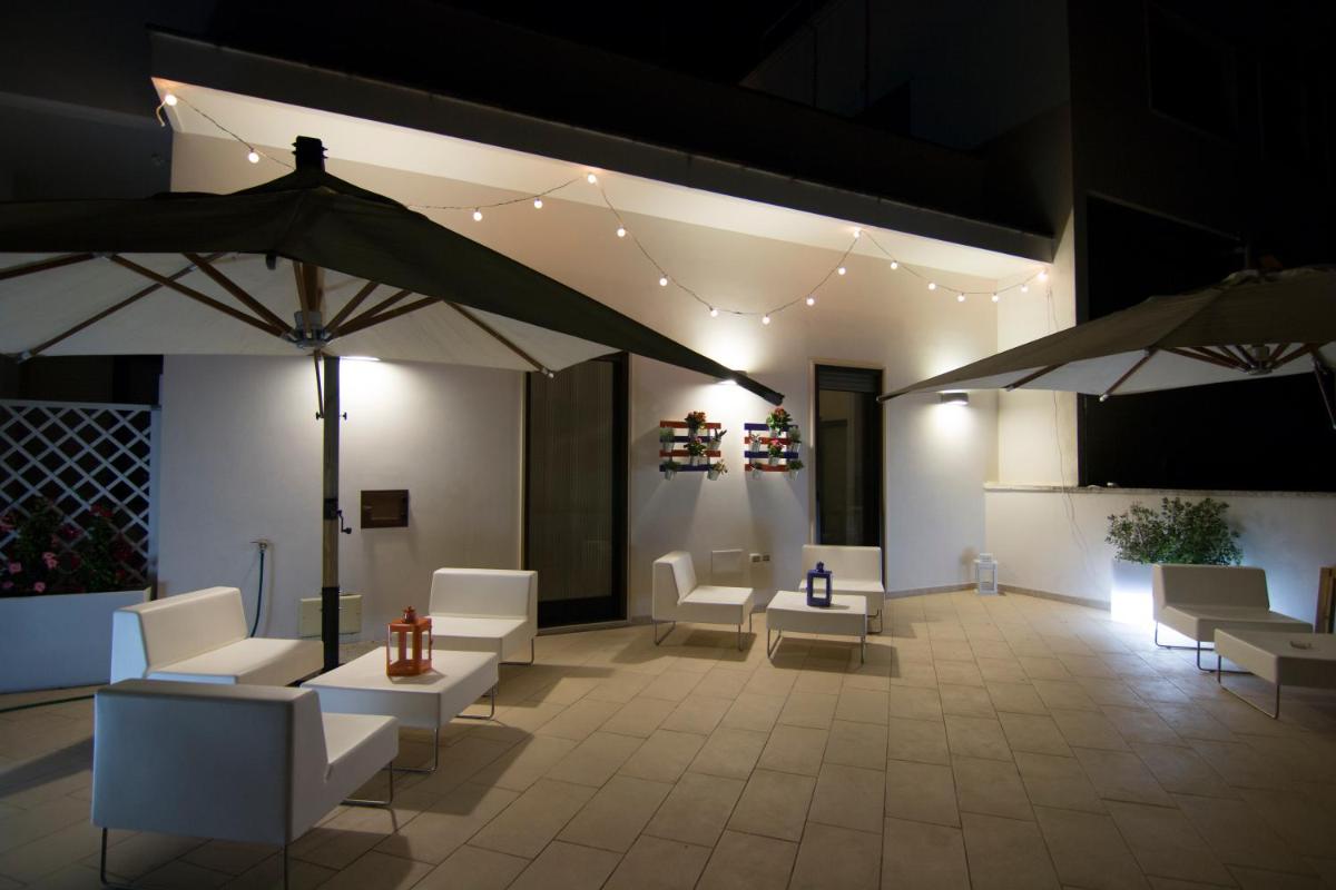Golden House - Housity