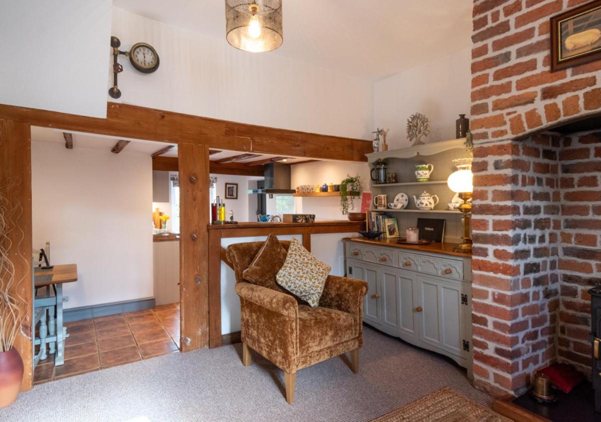Fiddler's Cottage - Housity