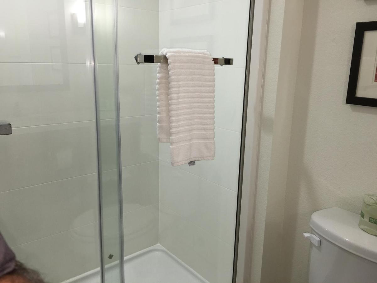 Comfort Inn & Suites Snyder - Housity