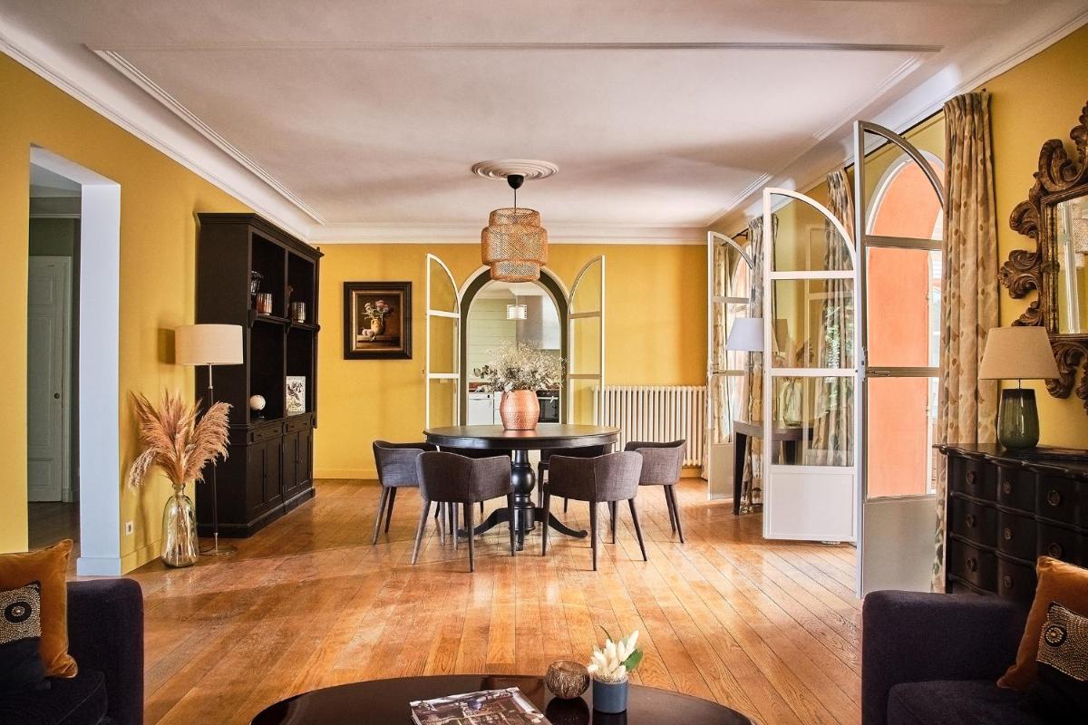 Cuisine ou kitchenette dans l'établissement Le Pigonnet - Esprit de France