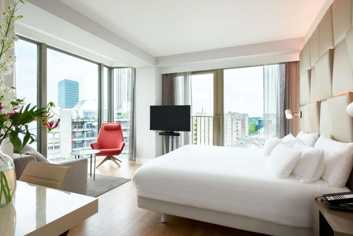 NH Collection Eindhoven Centre - Housity
