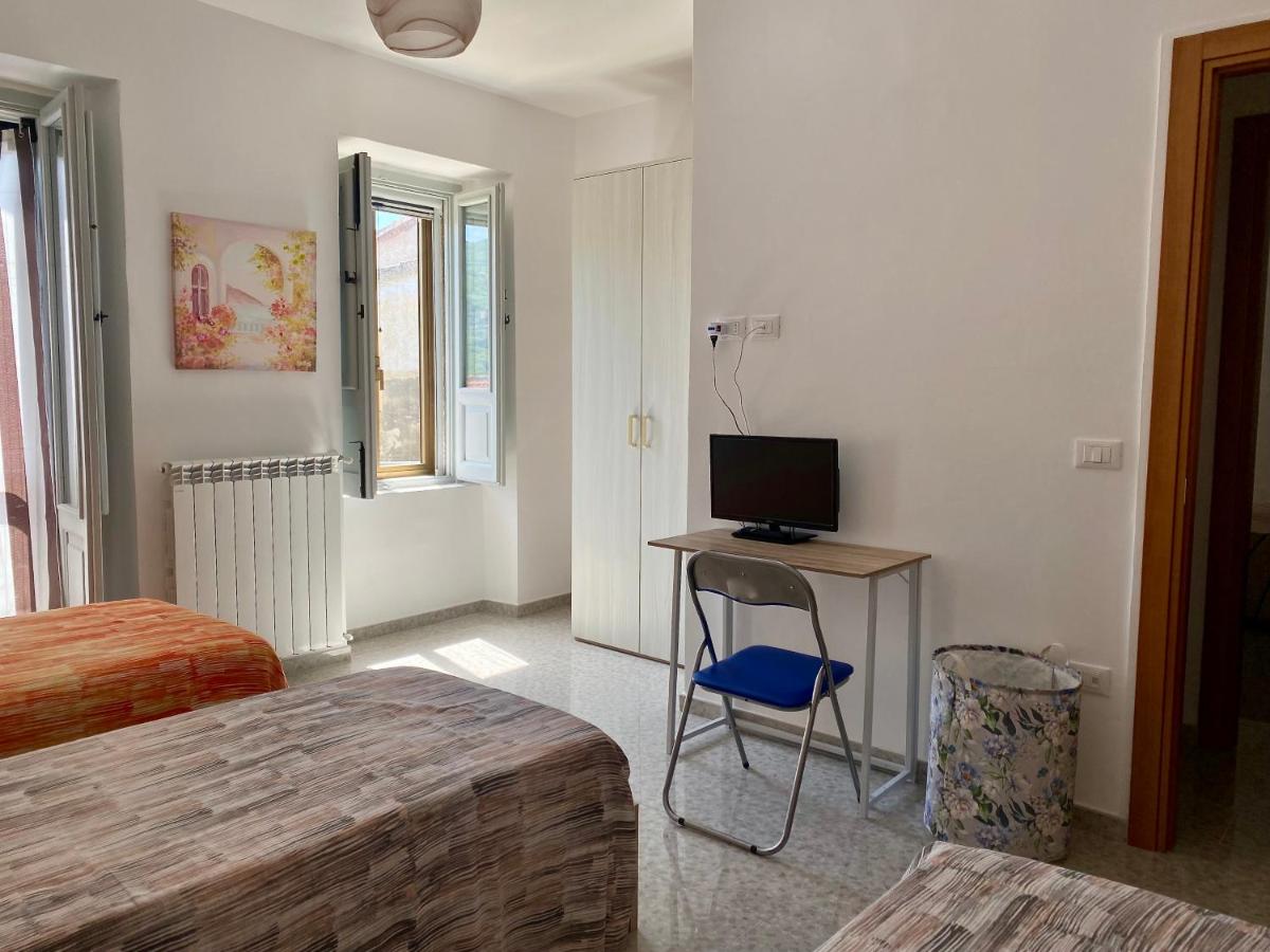 i 3 falchi Bed & Breakfast - Housity