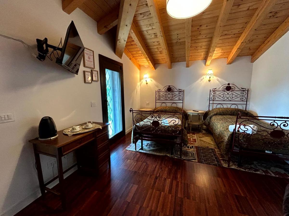 Casa Bianca Vicino Humanitas e Forum di Assago - Housity