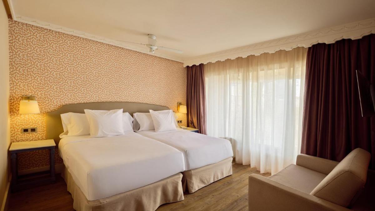 Cama o camas de una habitación en Fénix Torremolinos - Adults Only Recommended
