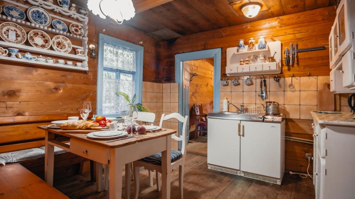 Domek Gajowy-6 - Housity