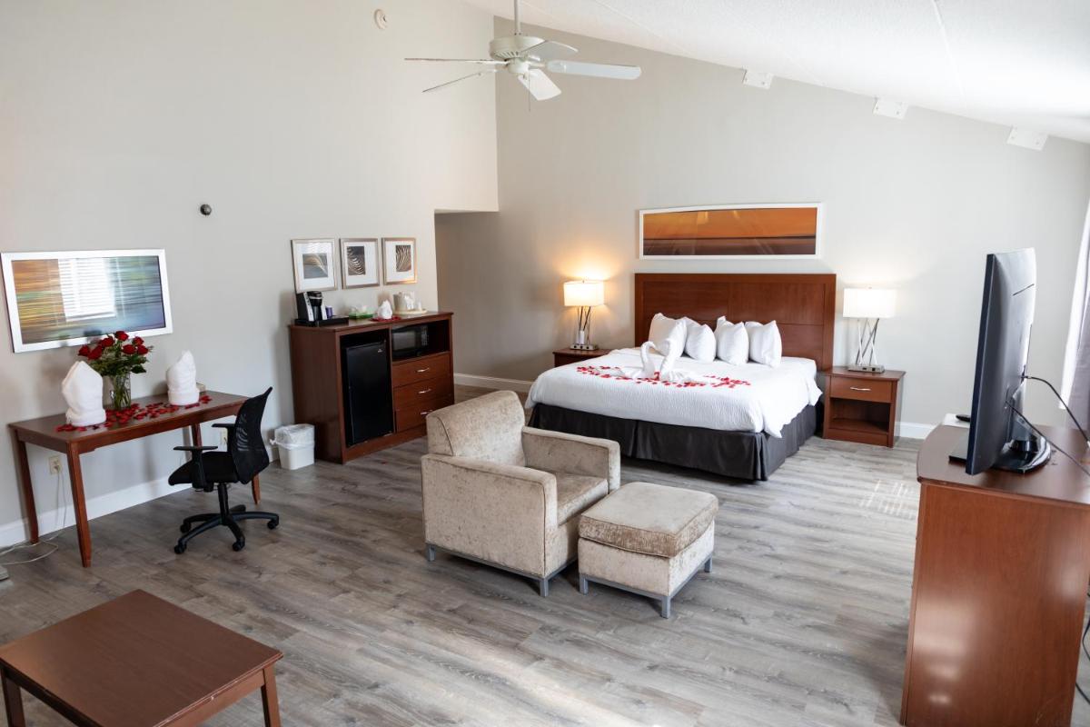 Iris Hotel Cape Cod - Housity