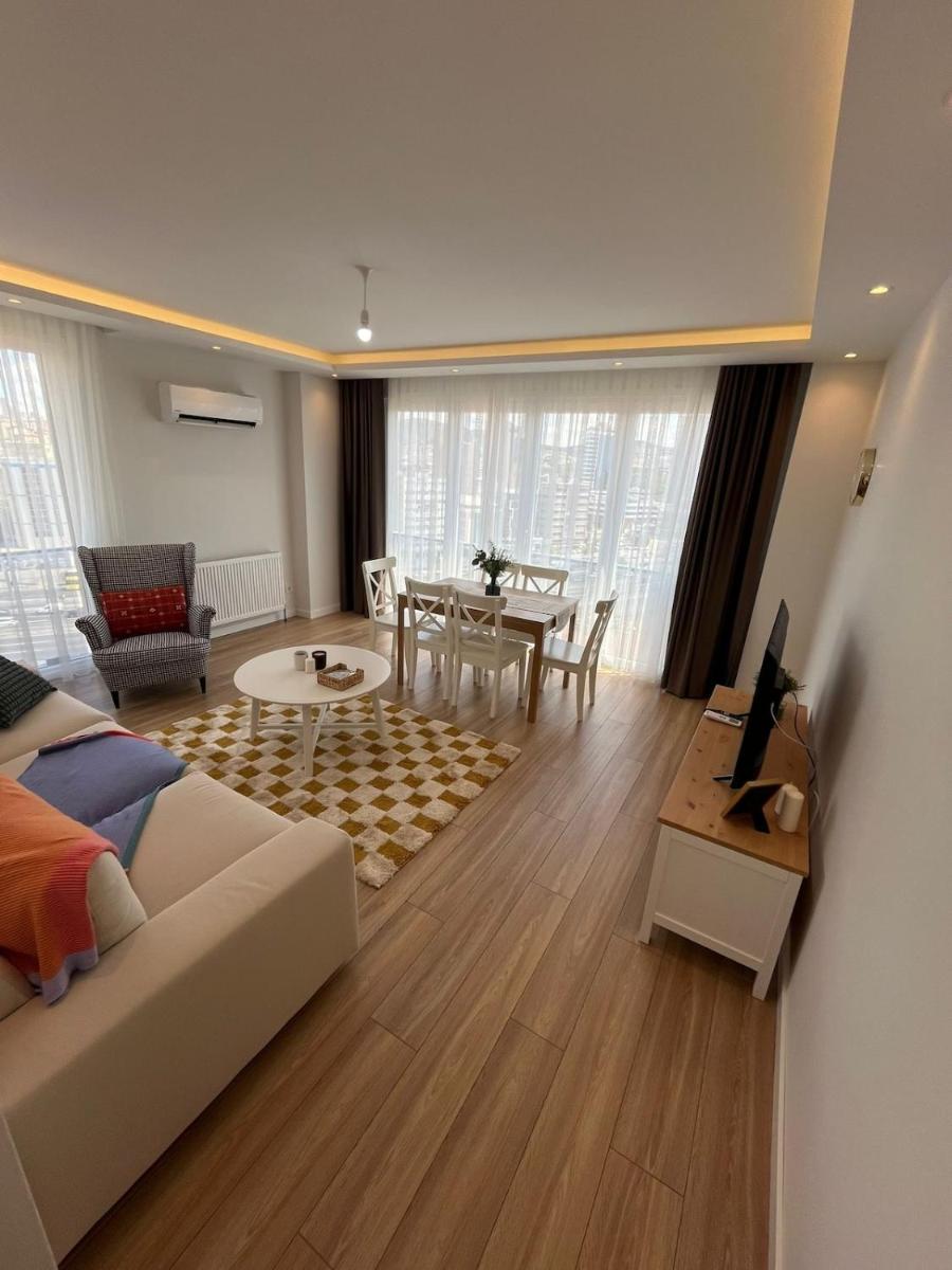 Istanbul Bostanci Luxury 2 Bedroom Apartment with Pool - Housity
