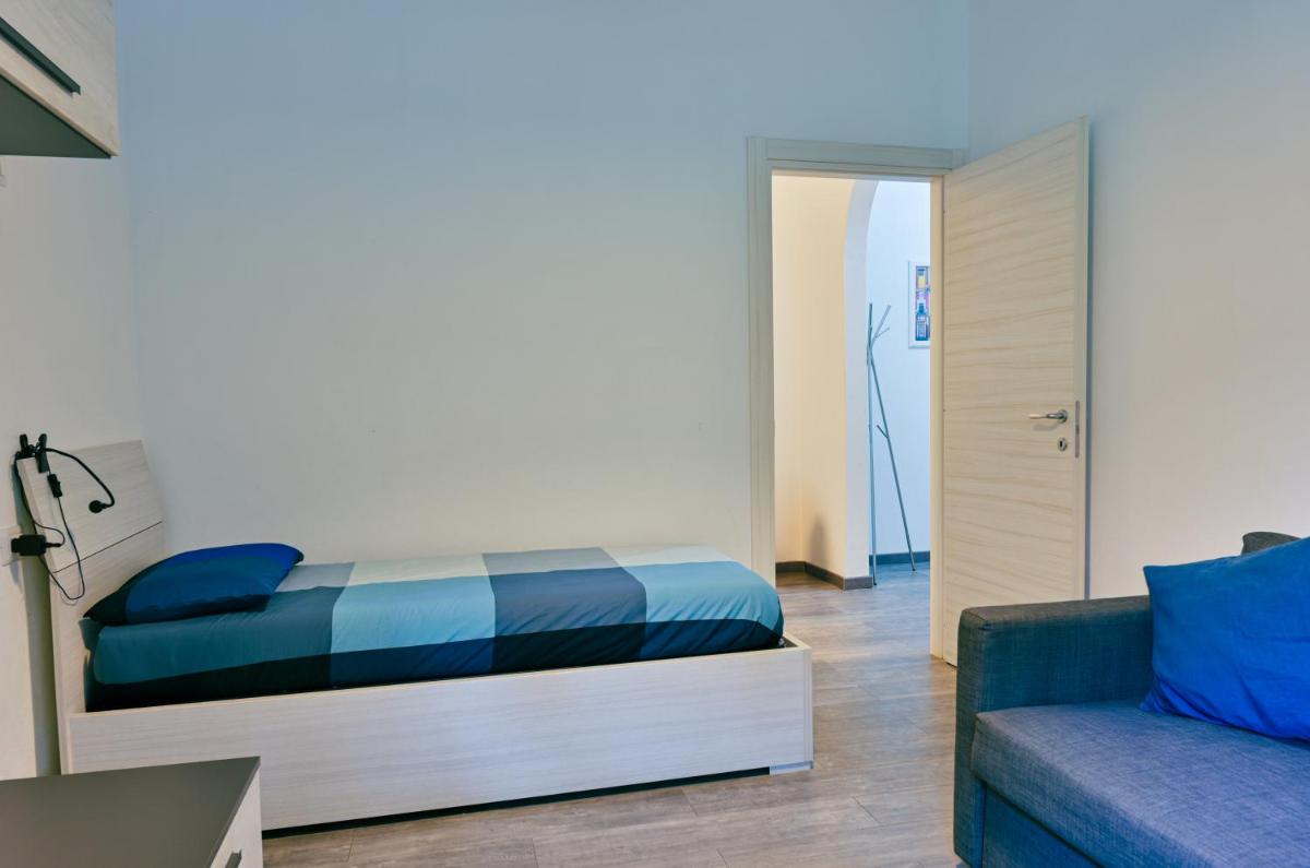 Le Due Baie e le Cinque Terre - Housity
