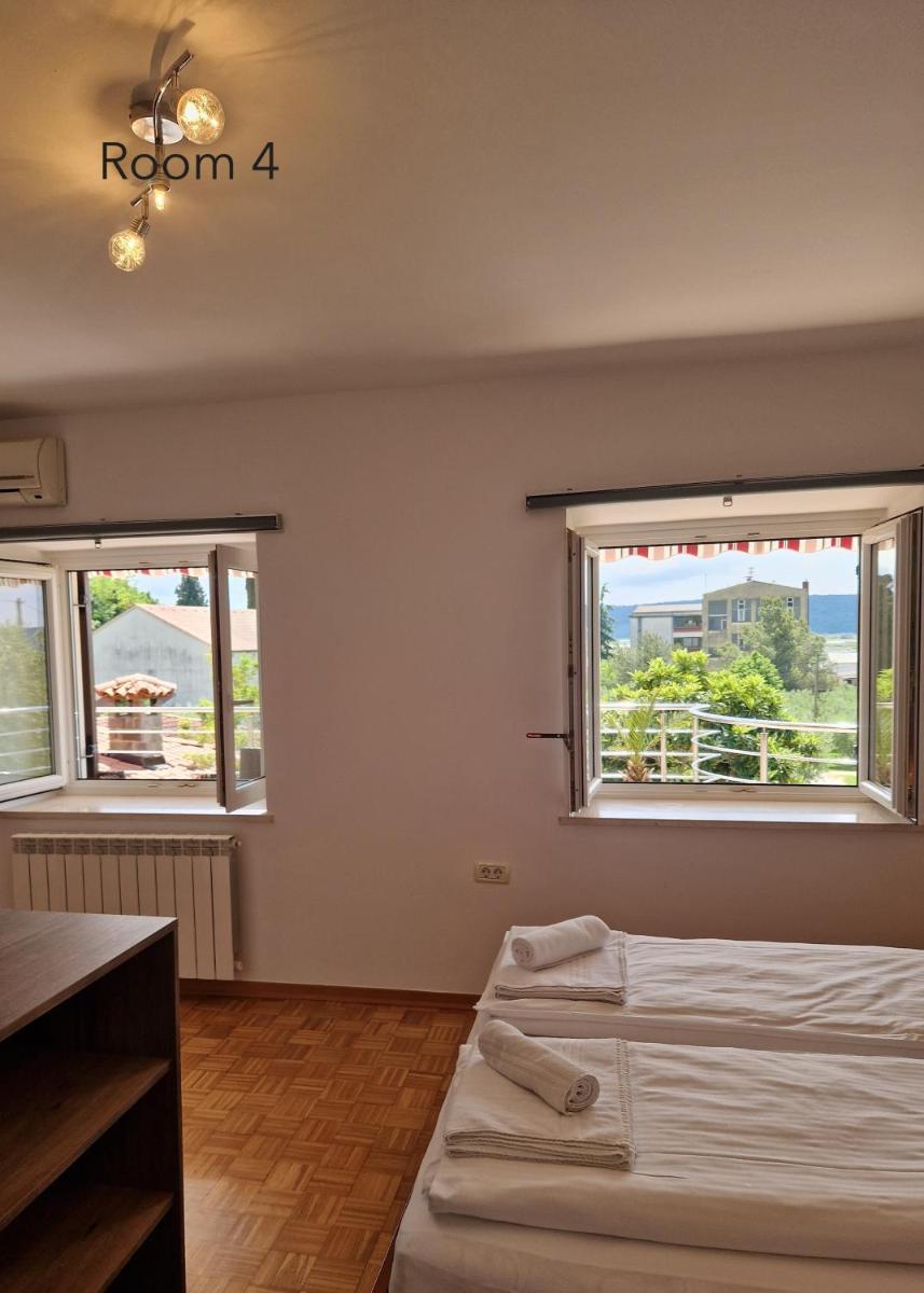 Rooms & Apartments Giulia - Housity