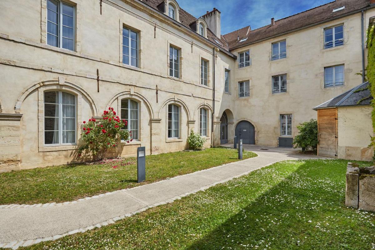 Jardin de l'établissement Appart'hôtel Odalys City - Dijon Centre Les Cordeliers