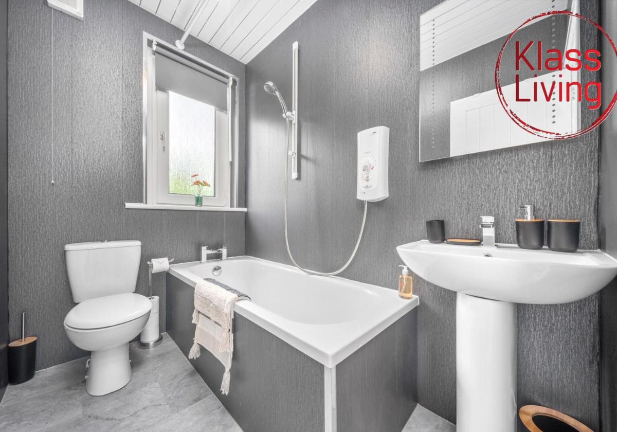 Sanderson Apartment by Klass Living Uddingston - Housity