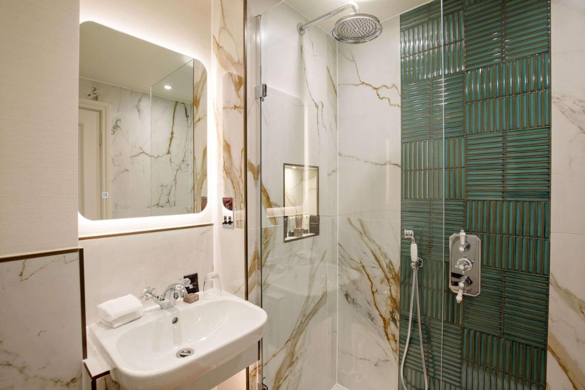 The Capital Hotel, Apartments & Townhouse - Hizvo
