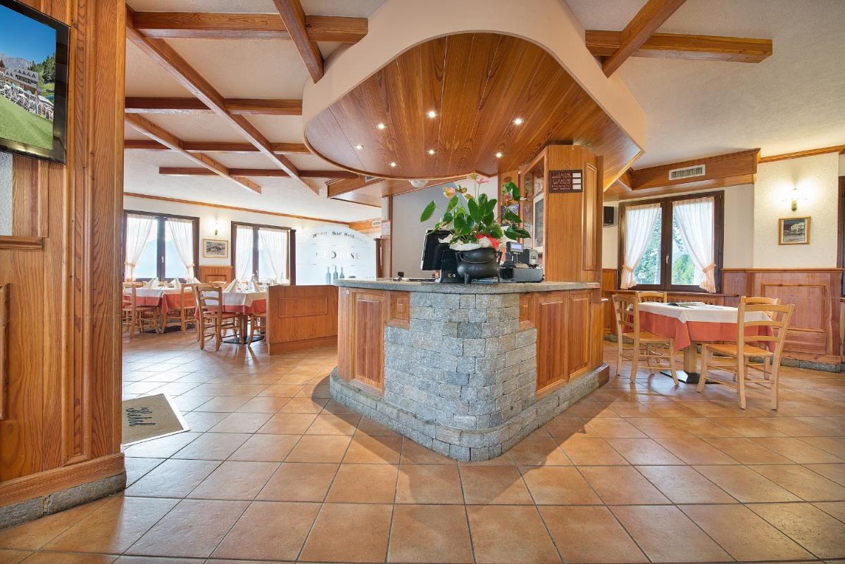 Hotel Gallo Cedrone - Housity