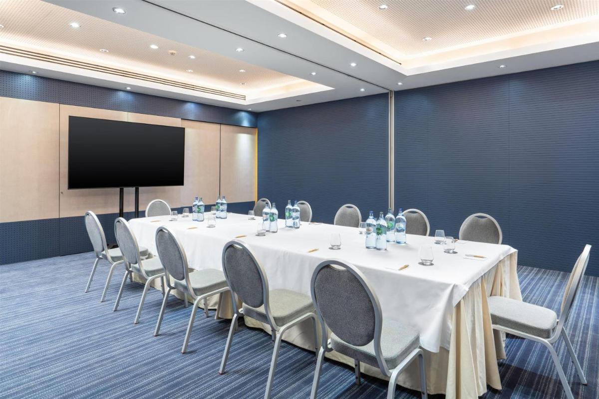 A área empresarial e/ ou a sala de conferências de Wyndham Grand Algarve