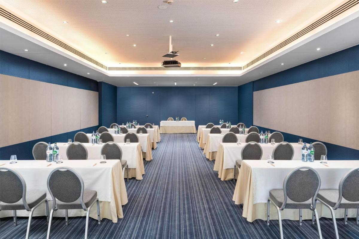 A área empresarial e/ ou a sala de conferências de Wyndham Grand Algarve