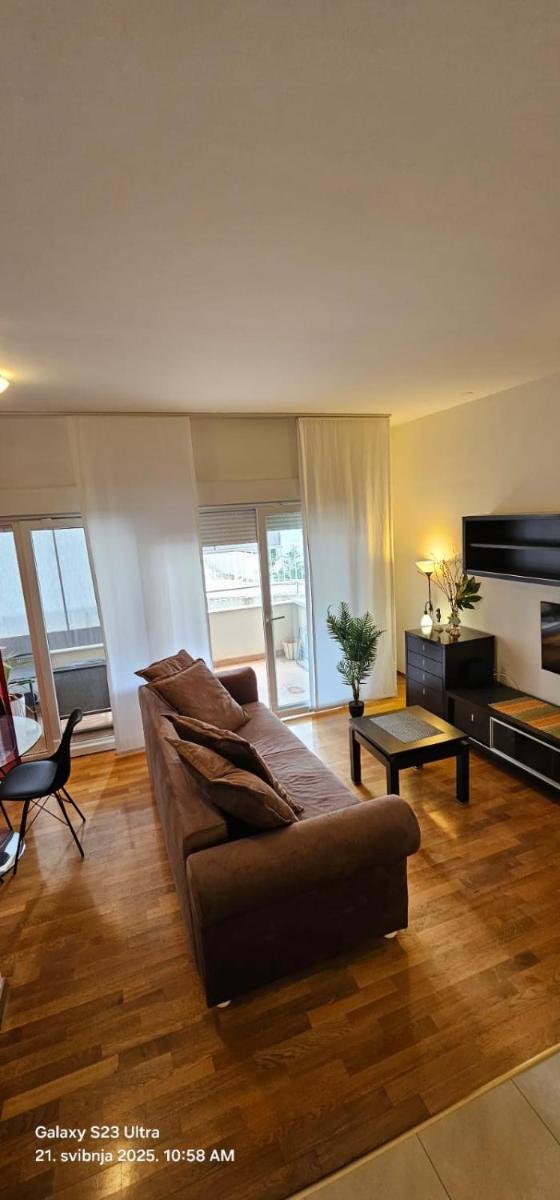 Adela Apartments Žnjan Split - Housity