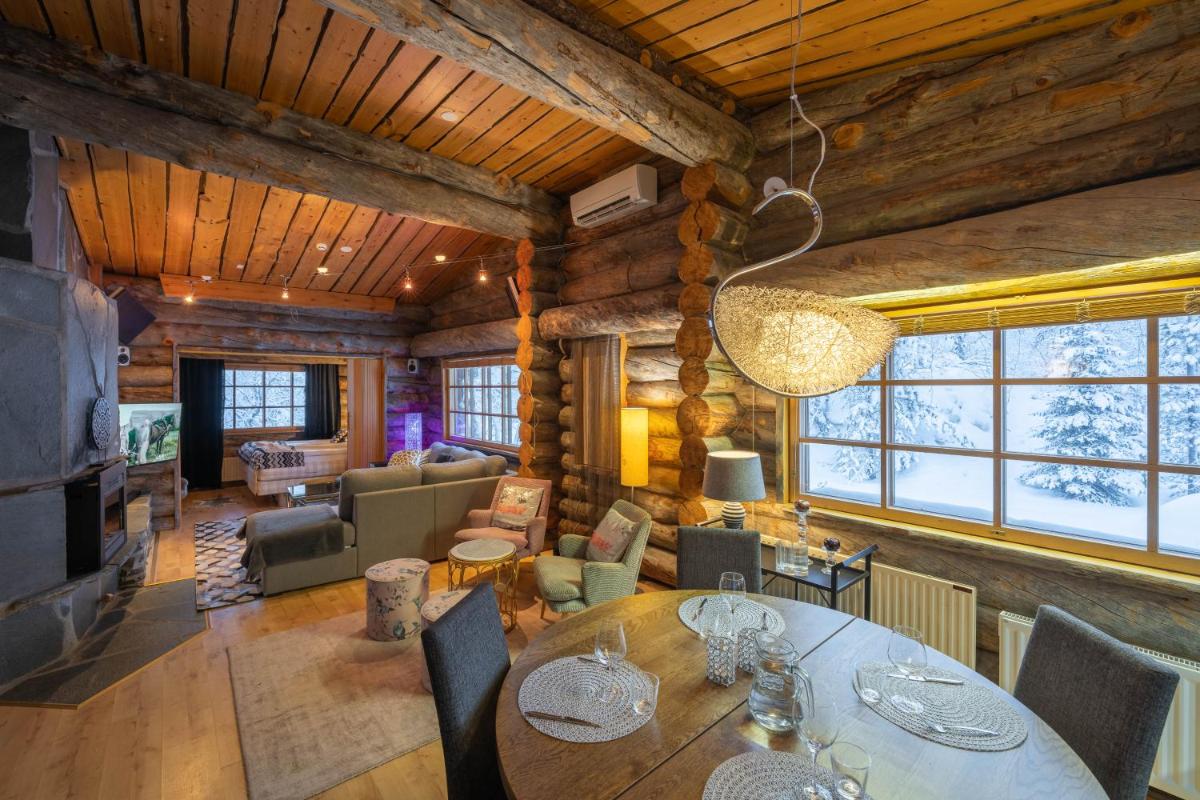 Kuukkeli Log Houses Teerenpesä - Superior Suite A49 - Housity