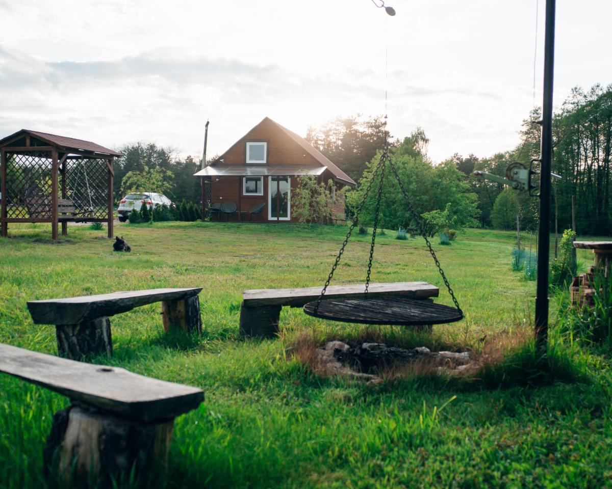 Na Piaskach Agroturystyka Domek pod Lipą - Housity