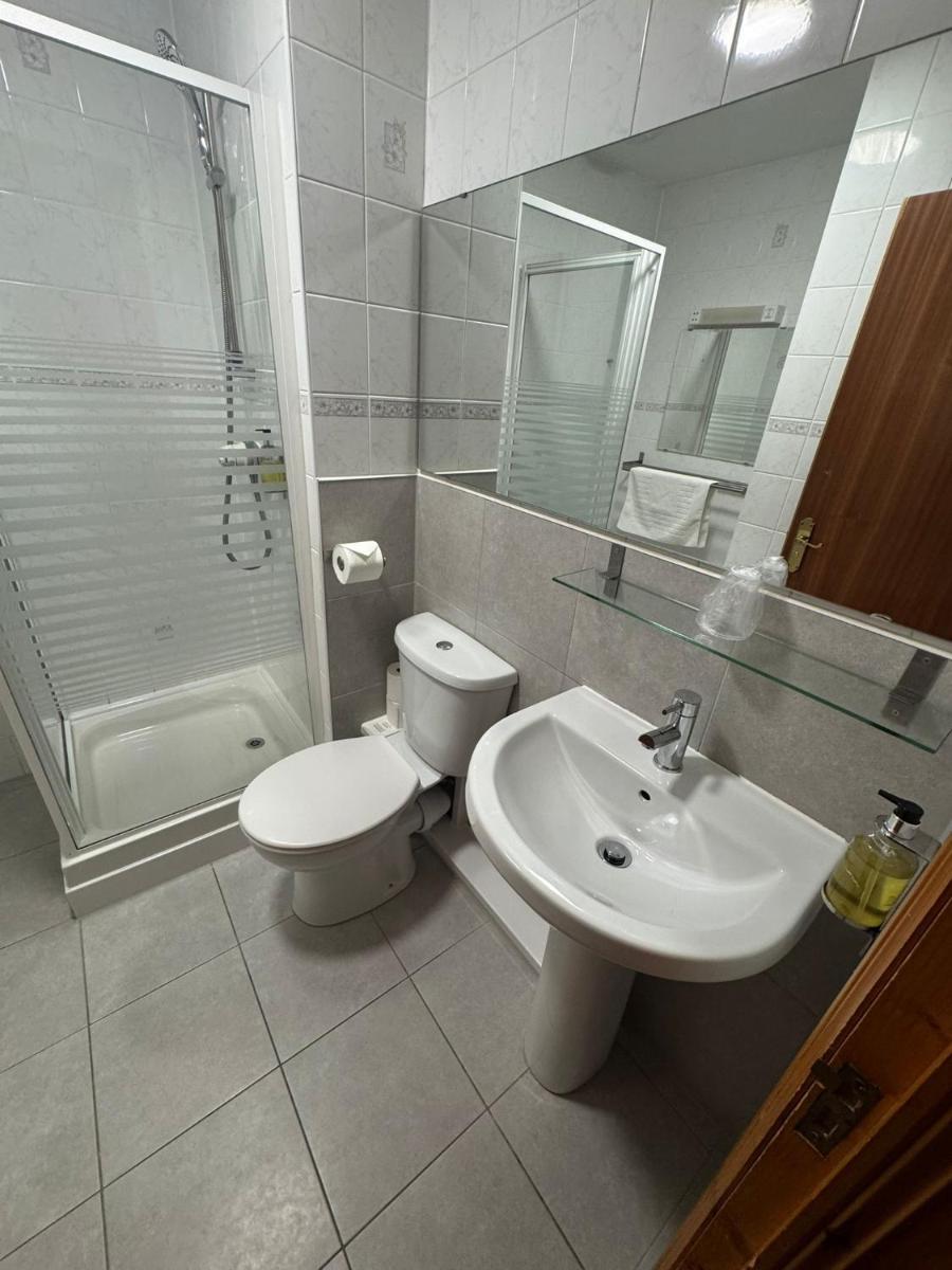 Rob Roy Hotel - Housity