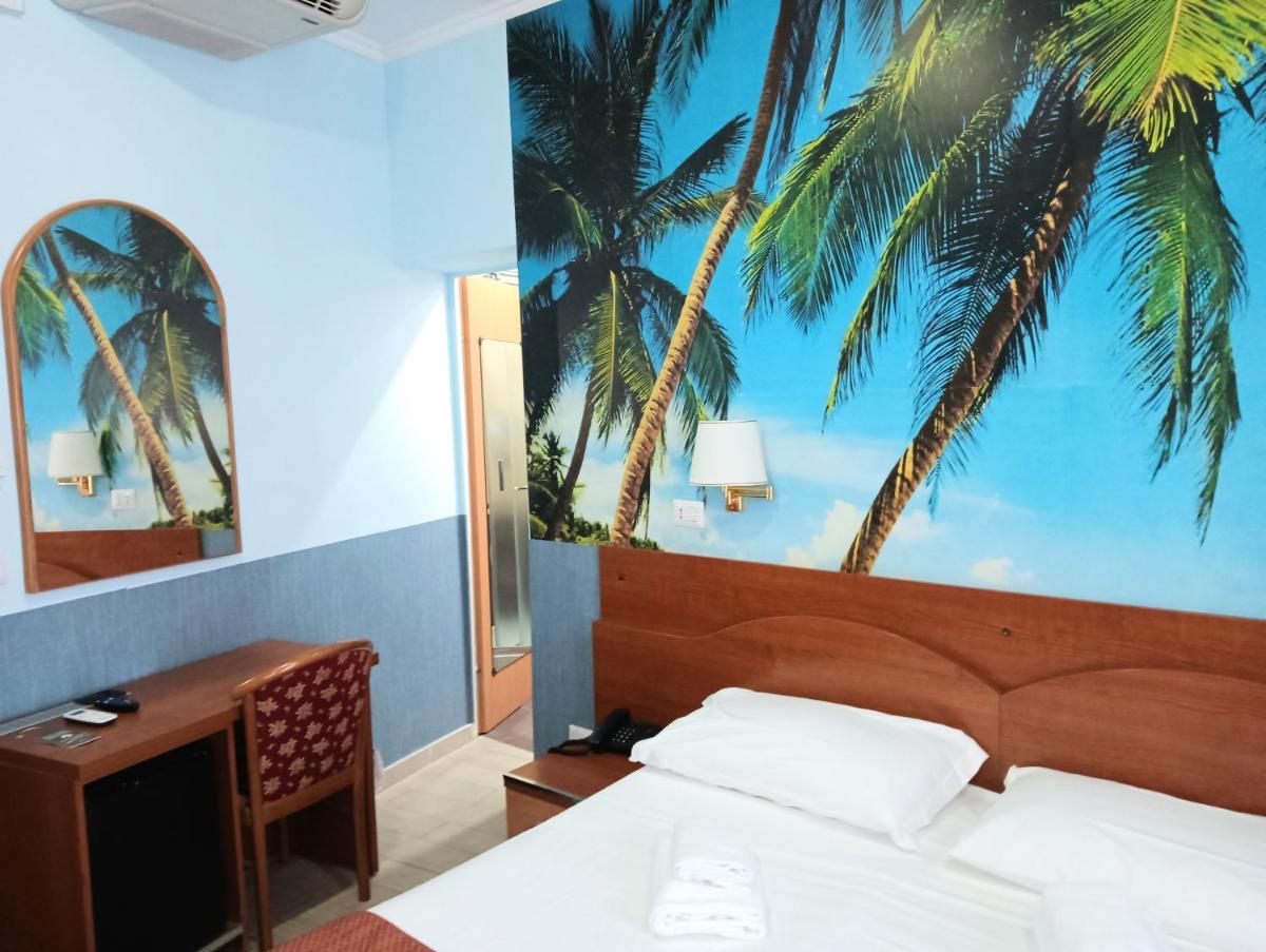 Hotel Riviera Fiumicino - Housity