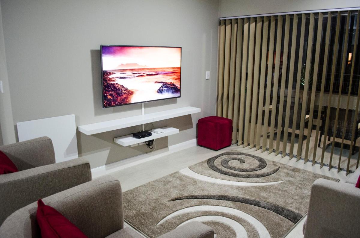 Mayfair Luxury Apartments - Housity