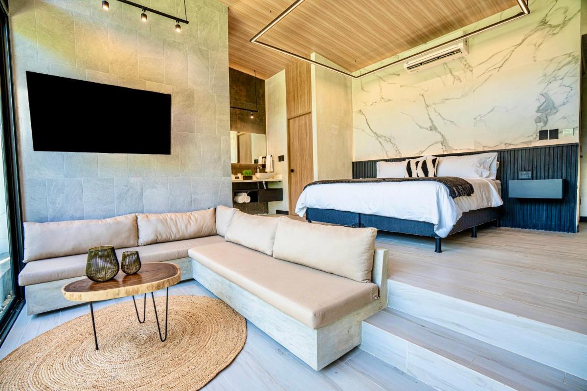 Epic Tamarindo Boutique Hotel - Housity