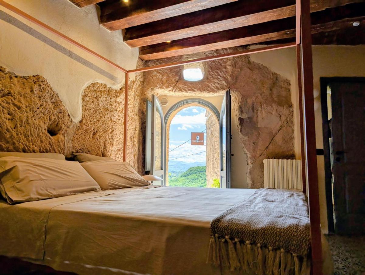 Casa Avella Mountain Retreat - Housity