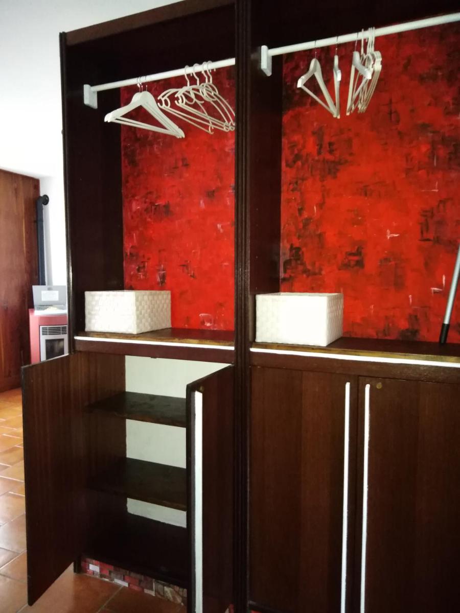 Stasion Di Pueste - Housity