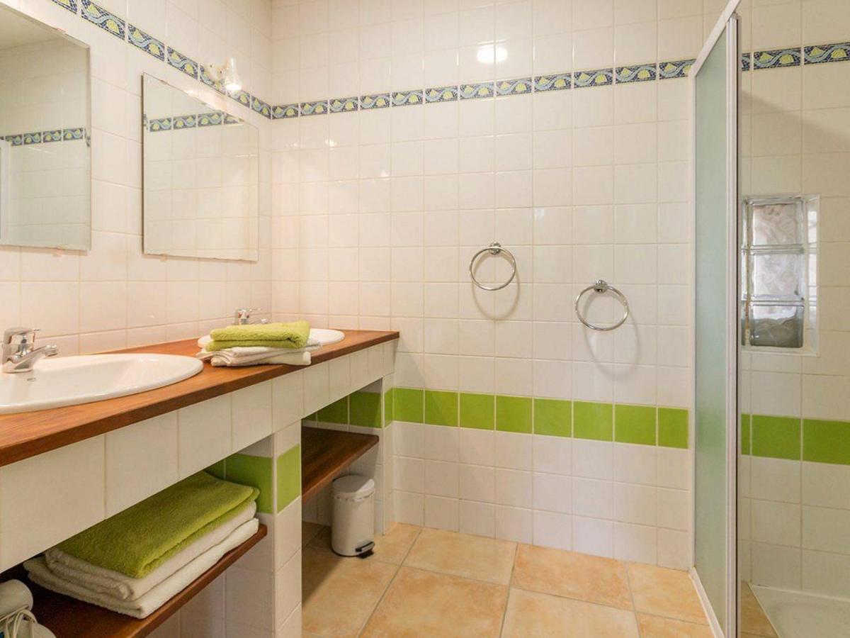 Ancien Bâtiment de Ferme Rénové entre Nantes et Pornic avec Jardin et Activités - FR-1-306-1028 - Housity