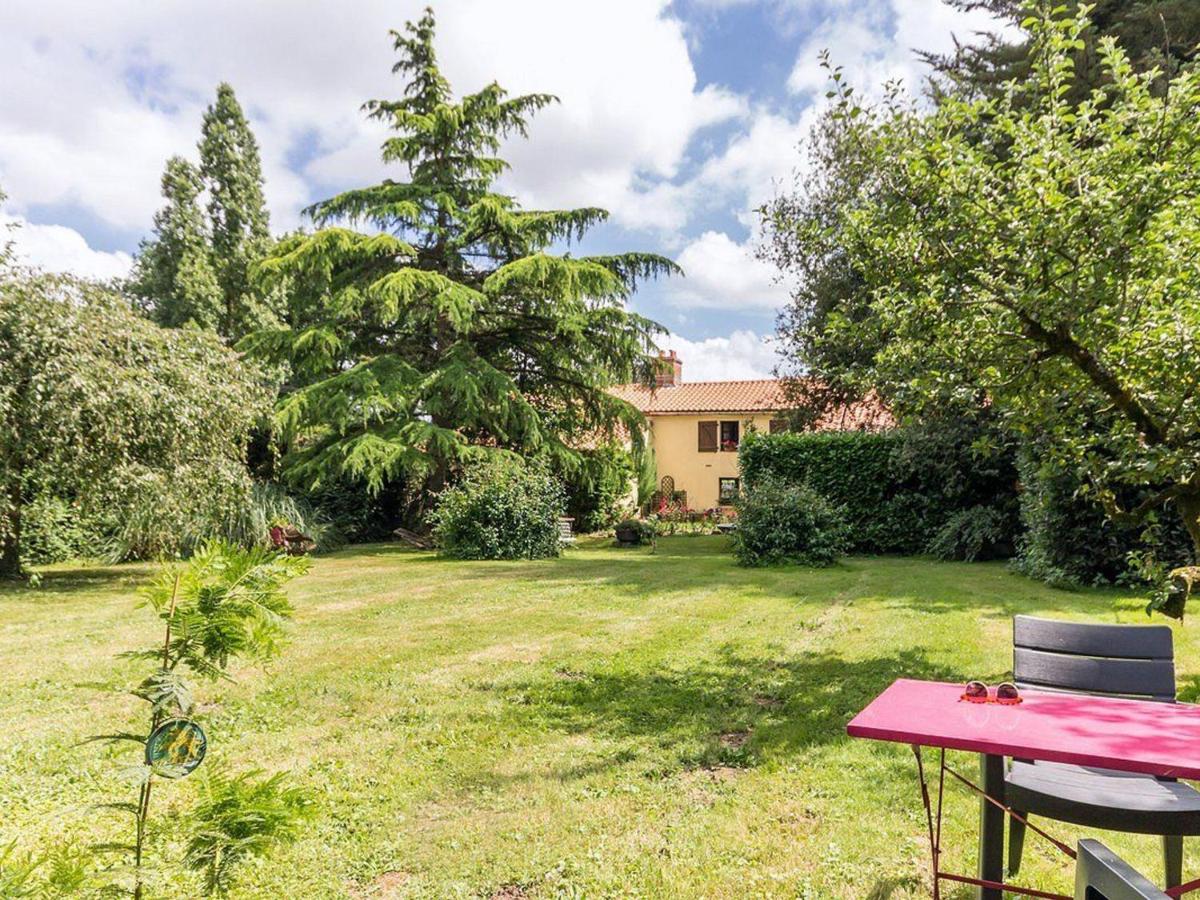 Gîte Rénové avec Étang, Proche Nantes, Wi-Fi, Équipements Bébé - FR-1-306-1118 - Housity