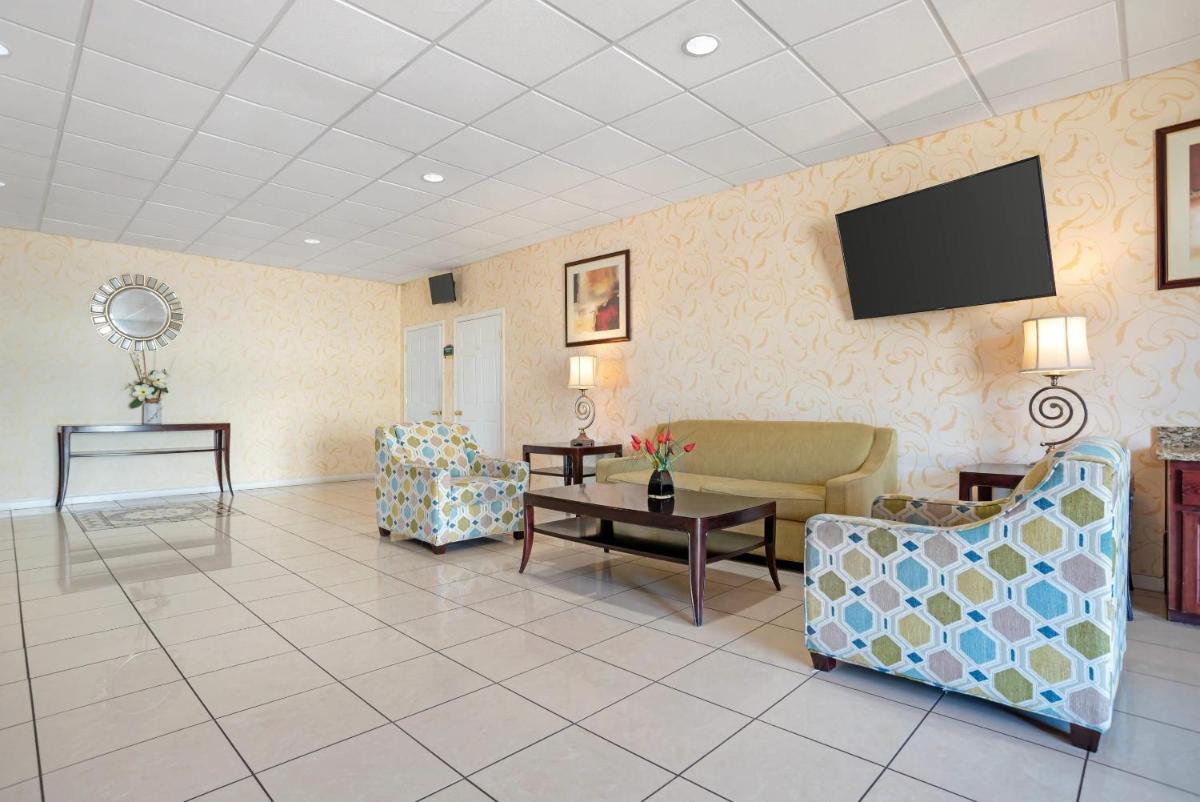 Quality Inn & Suites near Lake Eufaula - Housity