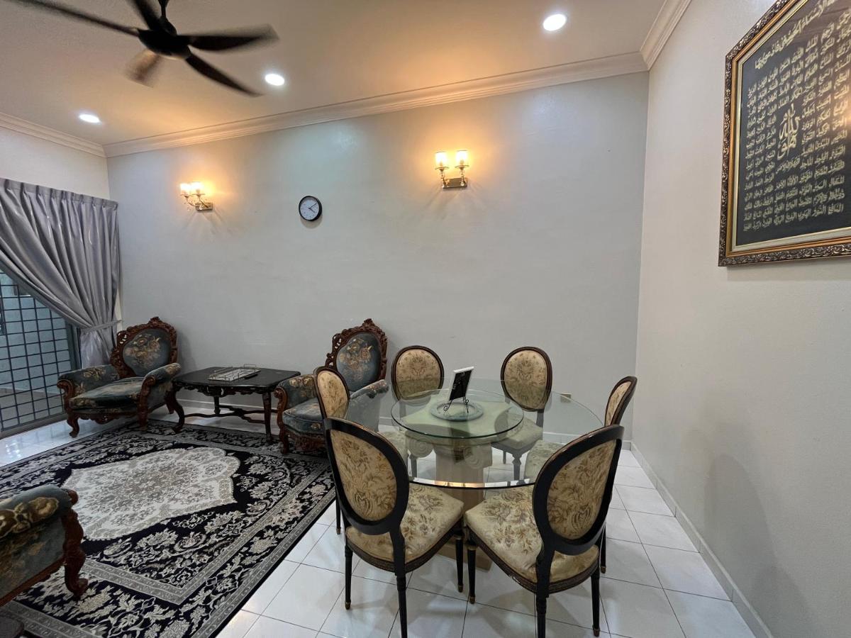 Redzuan Homestay (Muslim Friendly) - Housity