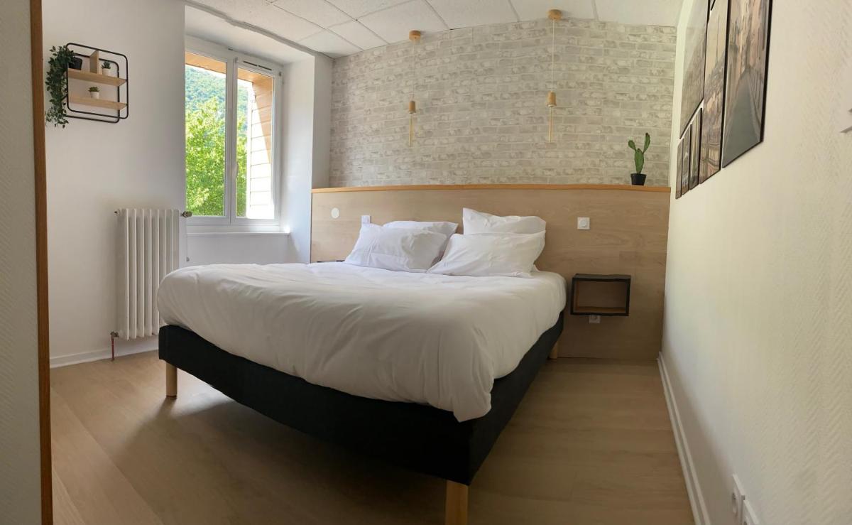 Auberge anglefort - Housity