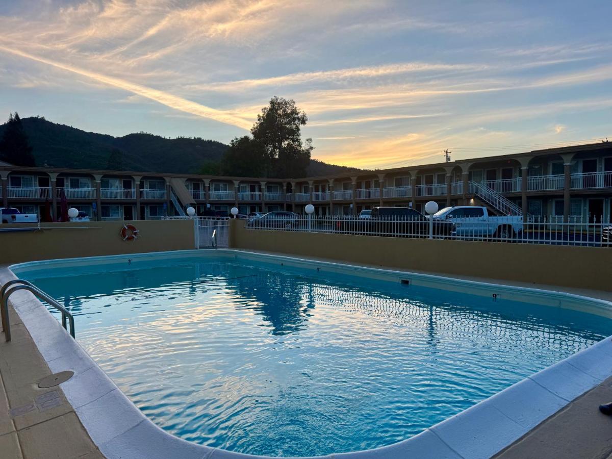 Quality Inn Ukiah - Housity