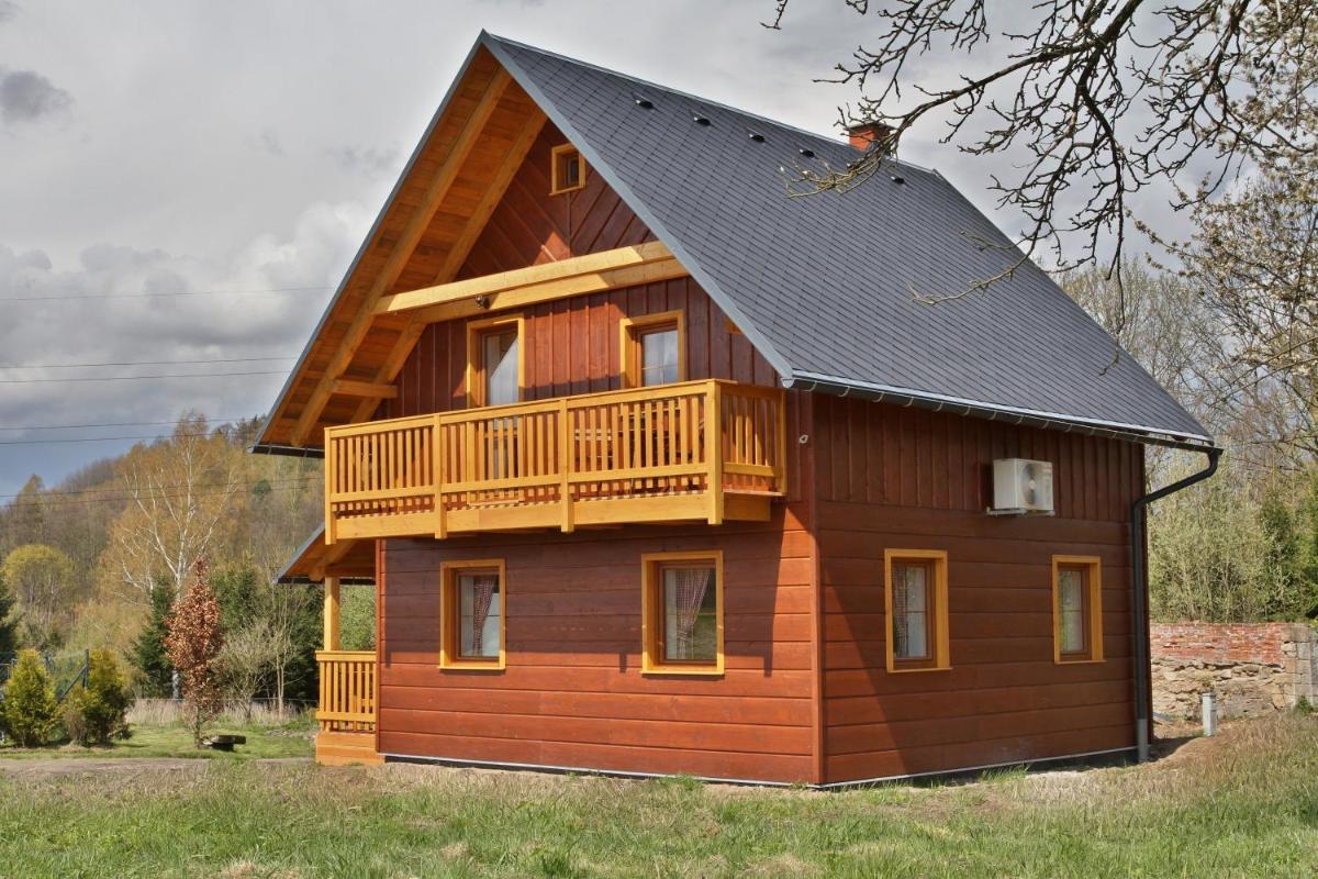 Chalupy Dolní Chřibská - Housity