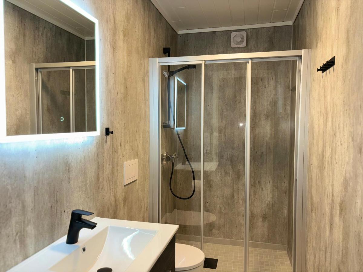 Brekke Gard Hostel - Housity