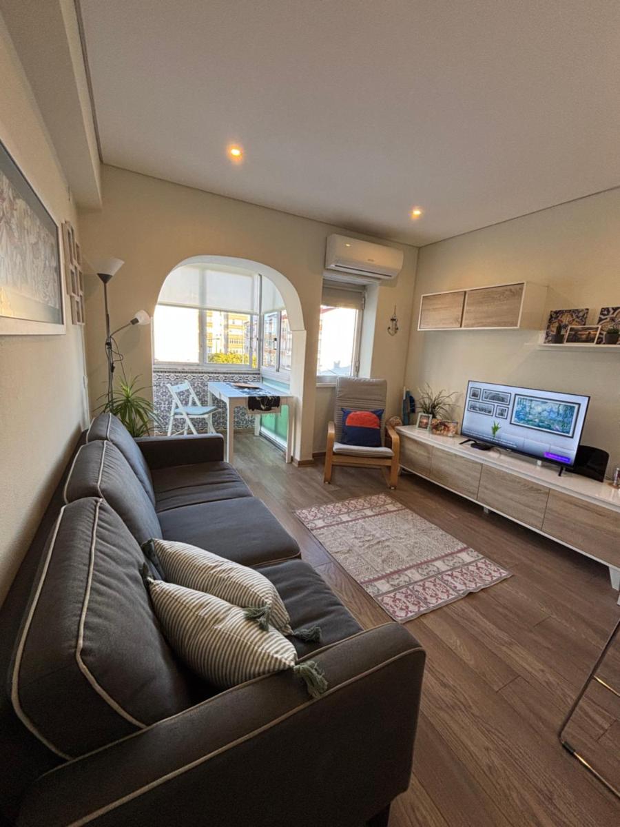 Caparica Beach Apartment - Housity