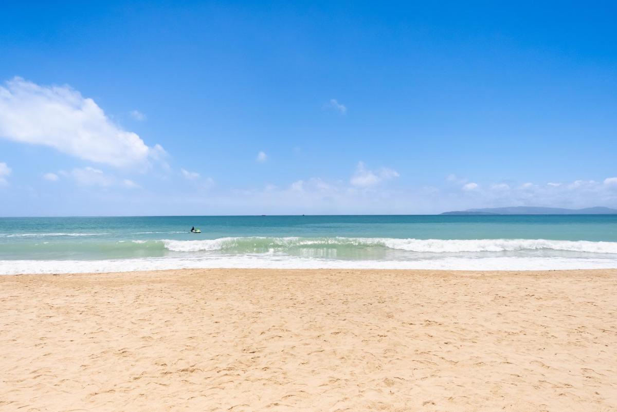 CGGC by BOBOLI at Haitang Bay Sanya City#only 50 meters to Beach and Sea Swimming Area - Housity