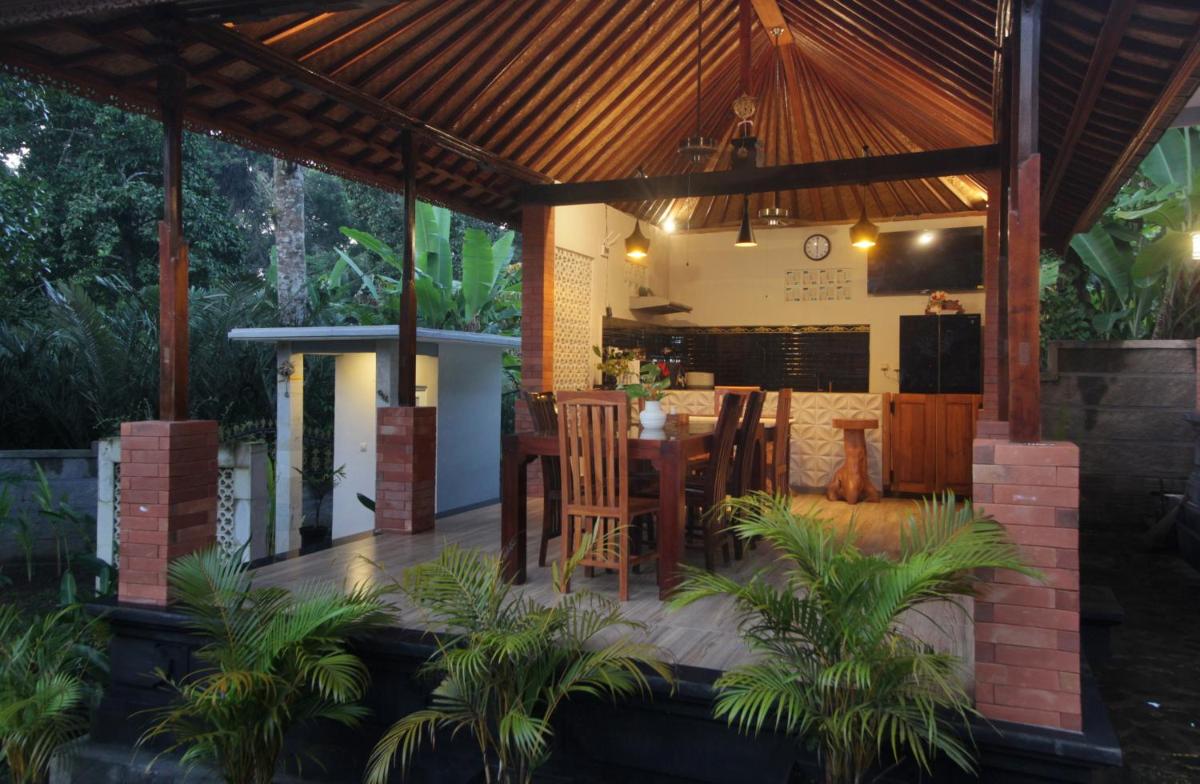 Dhanya Villa Karangasem by Parigata - Housity